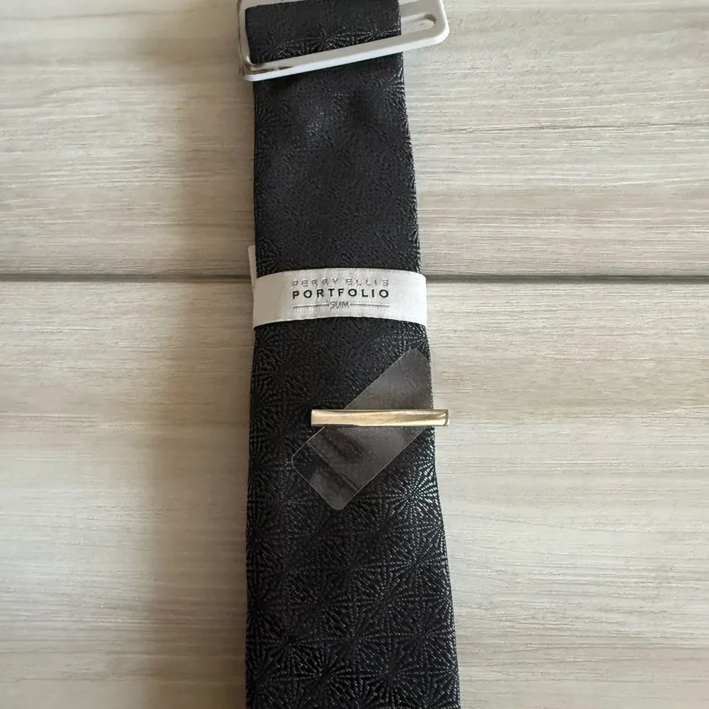 Perry Ellis Reder Geo-Floral Tie Black NWT